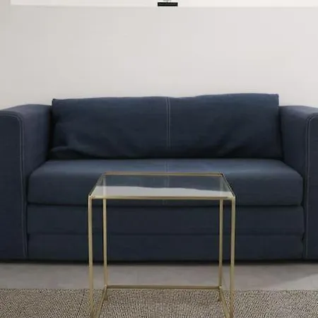 Zentral Gemuetliches Design Studio Berlin